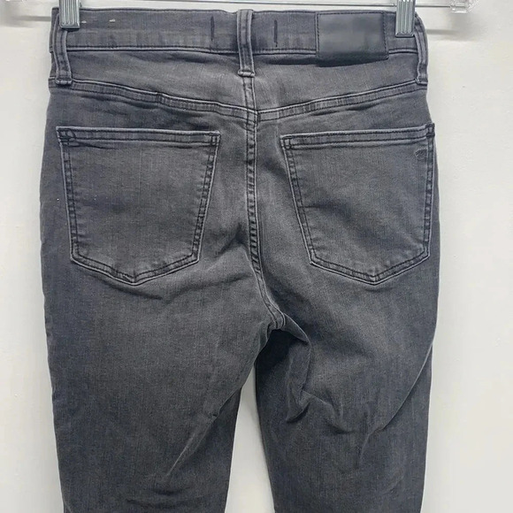 Madewell Jeans Mid Rise Skinny Denim Ripped Distressed Jean 9" Black Sea Size 26 - Picture 9 of 14